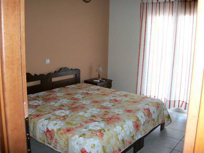Dioni Studios&Apartments Poros  Esterno foto