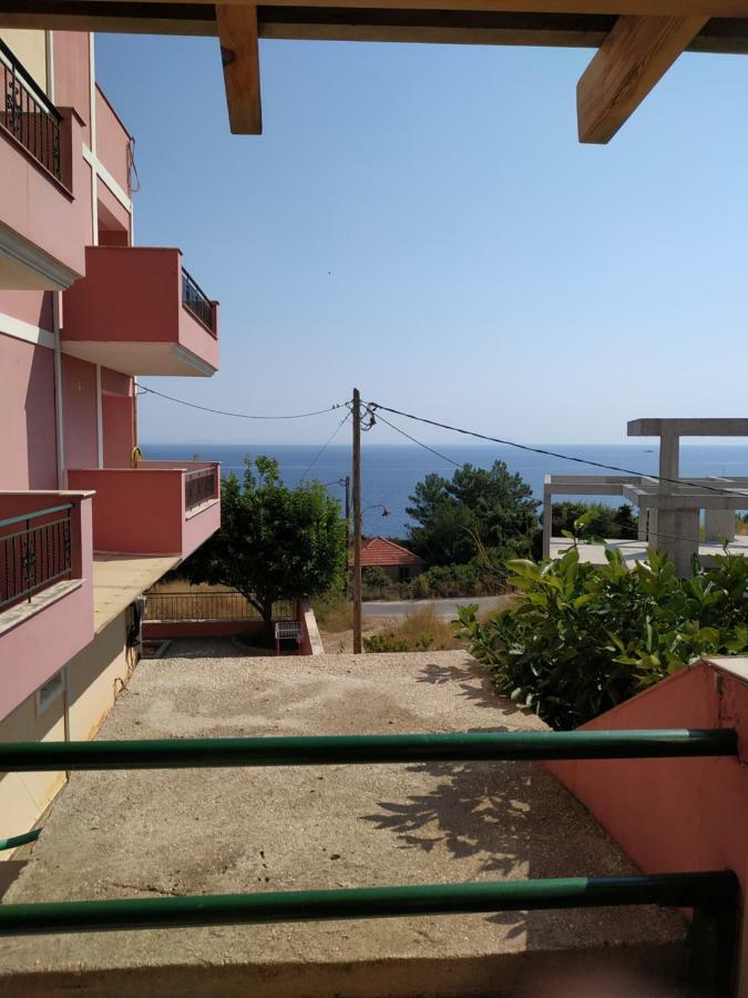 Dioni Studios&Apartments Poros  Esterno foto